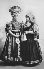 Garamszeghy Sndor: Matylakodalom. Nemzeti Sznhz, 1914. Ligeti Juliska (Kati), Blaha Lujza (Thurza Erzsa)