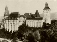 27. Die Burg von Eisenmarkt von Sdwesten, 15. Jahrhundert