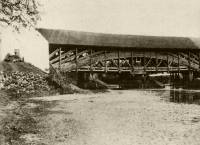 72. Pont en bois à Torda. Construit par le maître-constructeur Jnos Kvesi, 1797-1804. Chausse à toit, suspendue, sur arcs
