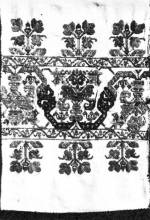 Szrfonllal varrt prnavg, hullmindiban palmetts motvumok (Oroshza, Bks m., 18–19. sz. fordulja) Bp. Nprajzi Mzeum