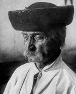 142. Ids frfi felhajtott, szles karimj kalapban. Krgy (Szerm vrmegye). Garay kos fel-vtele, 1910 (Nprajzi Mzeum, Budapest)