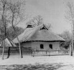 64. Fstlyukas tetej lakhz. Sajrs (Borsod-Abaj-Zempln megye). Vargha Lszl felvtele, 1952 (Szabadtri Nprajzi Mzeum, Szentendre)