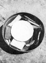 93. Az lomntshez elksztett trgyak, Dercen (Bereg megye). K. Kovcs Lszl felvtele, 1940 (Nprajzi Mzeum, Budapest)