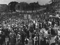 Felvonuls Budapesten 1945. mjus 1-jn
