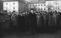 Krolyi Mihly, mint honvdelmi miniszter az 1. honvd gyalogezrednl. Budapest, 1918. december