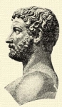 412. Hadrianus bronz mellszobra (Museo Capitolino, Roma).